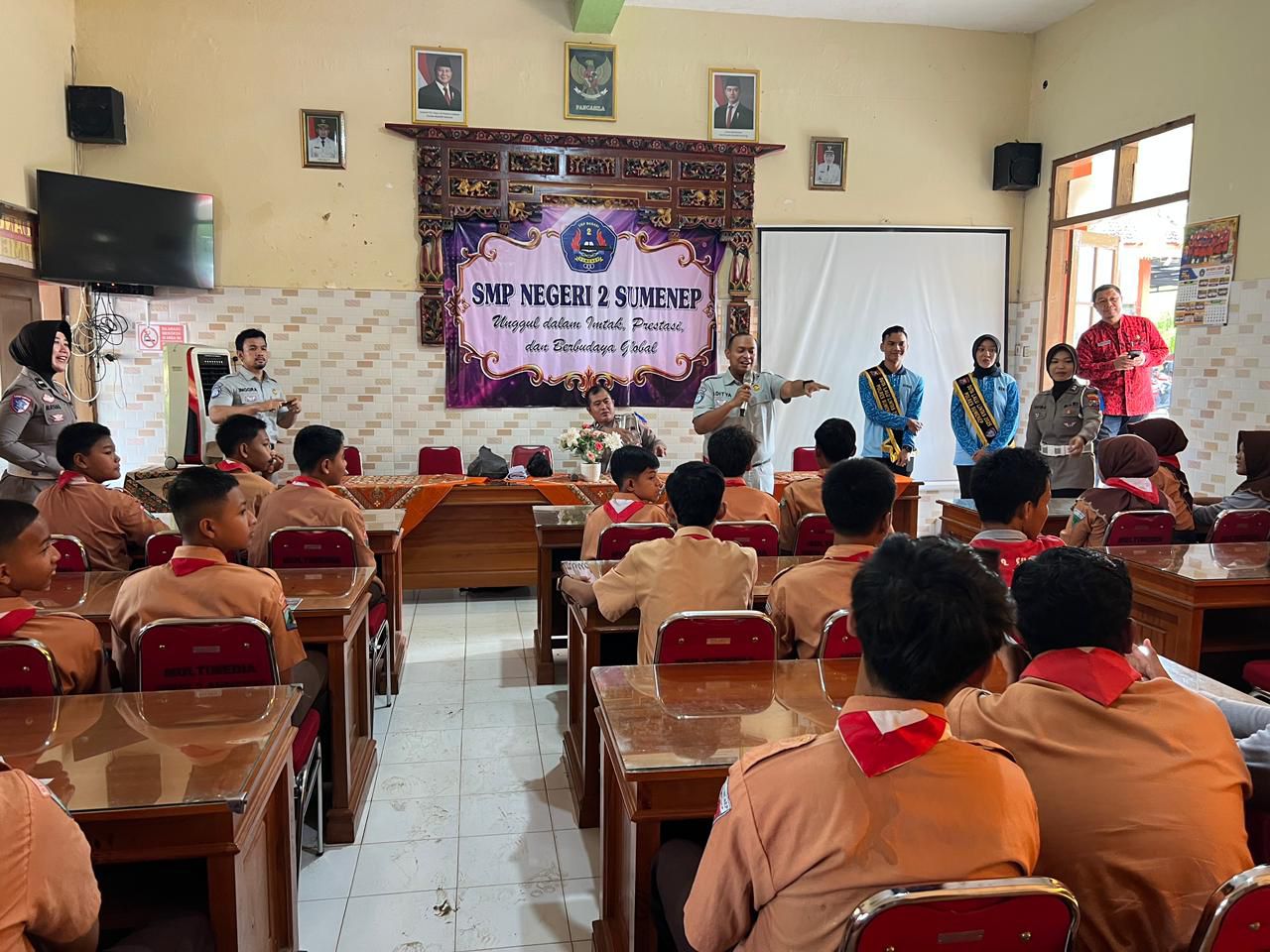 Satlantas Polres Sumenep Edukasi Pelajaran Tentang Operasi Zebra 2025