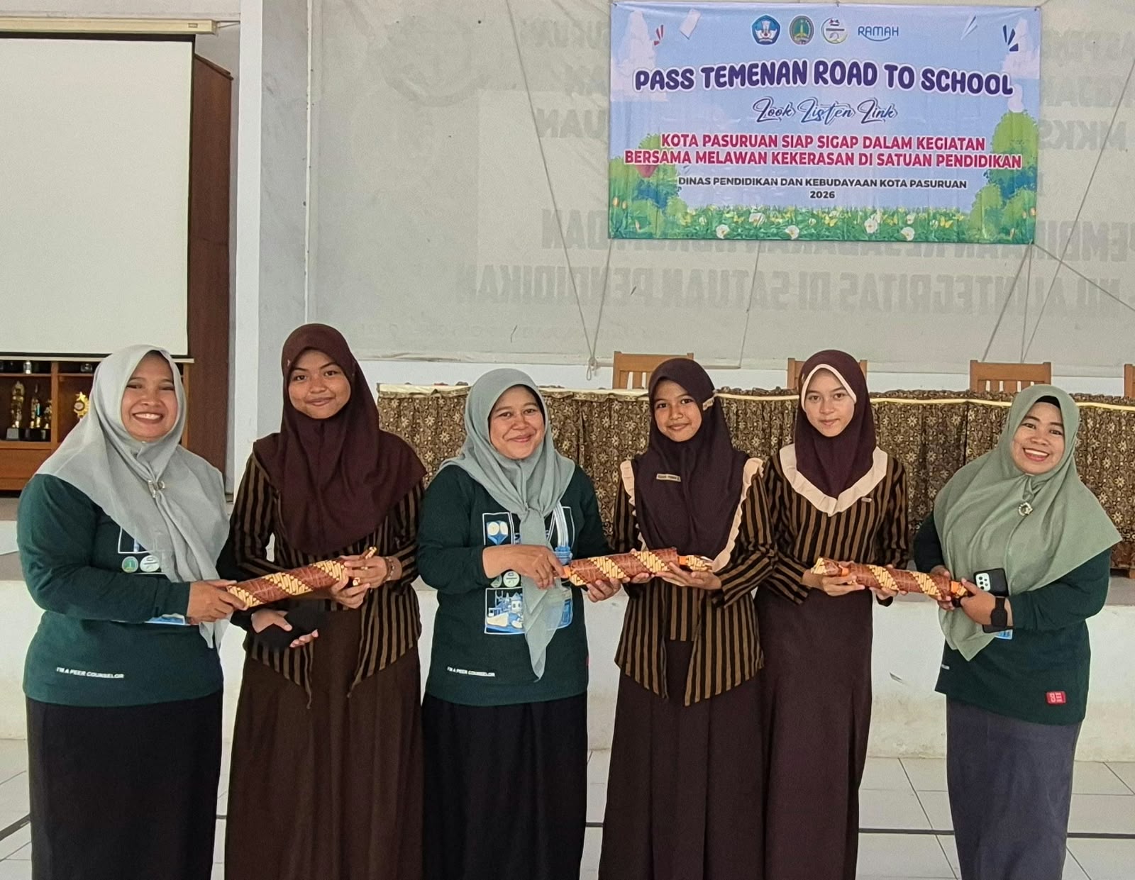 Dinas Pendidikan dan Kebudayaan Kota Pasuruan menyelenggarakan Pass Temenan Road to School di SMPN 8