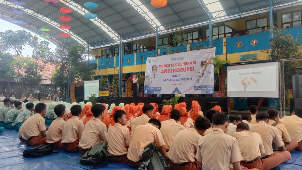 Tanamkan Nilai-nilai Anti Korupsi Sejak Dini, Inspektorat Sidoarjo Gencar Sosialisasikan Pendidikan Anti Korupsi Kepada Pelajar